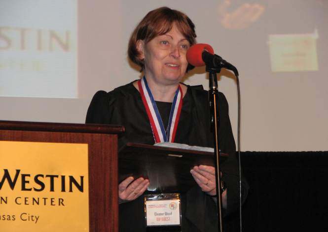 Eleanor Wood accepting the Robert A Heinlein Award for Elizabeth Moon
